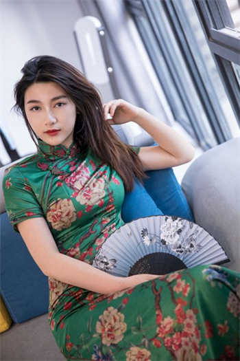 翻拍爱情公寓天美工作室