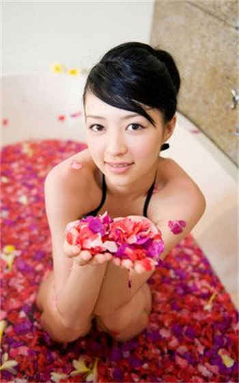 sw621里面的女叫什么名字