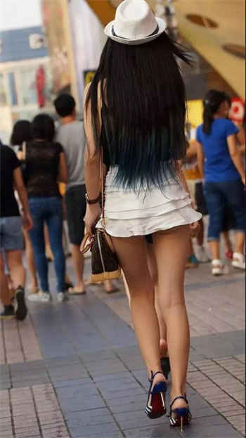 美女xoxo又黄动态图