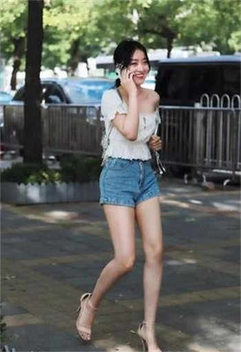 搬家公司的女保姆